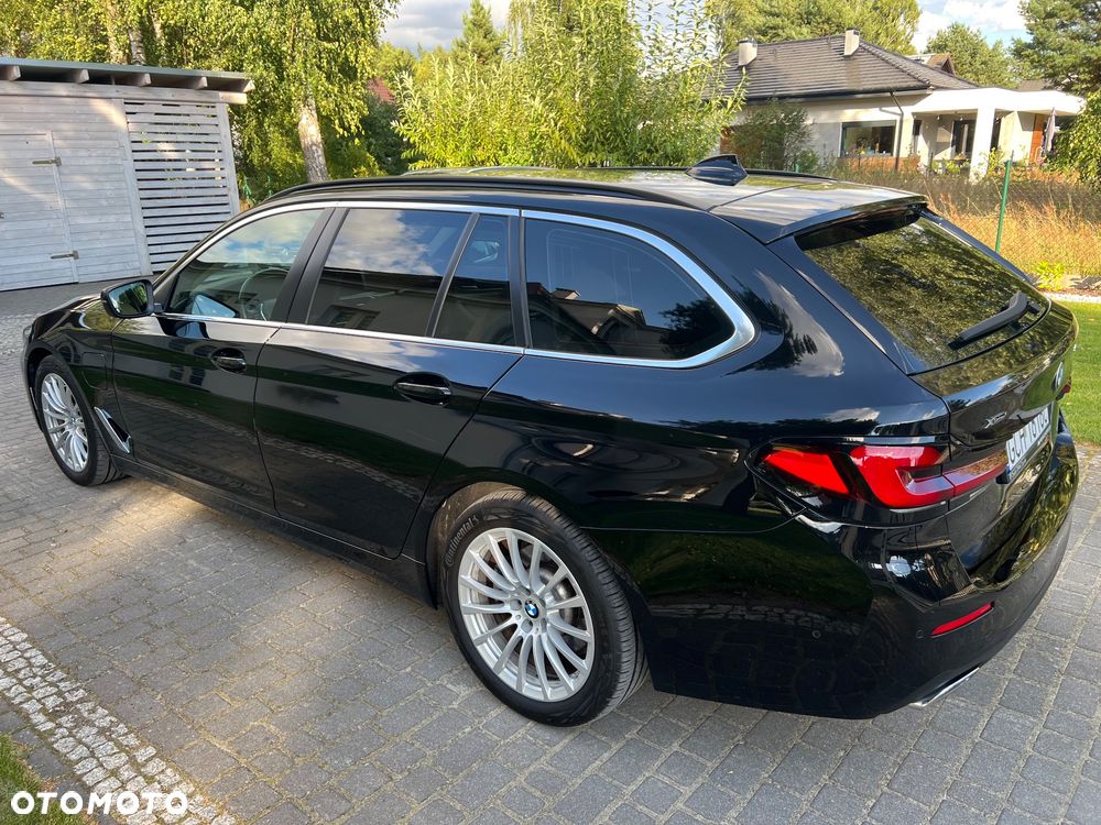 BMW Seria 5 530e xDrive - 12
