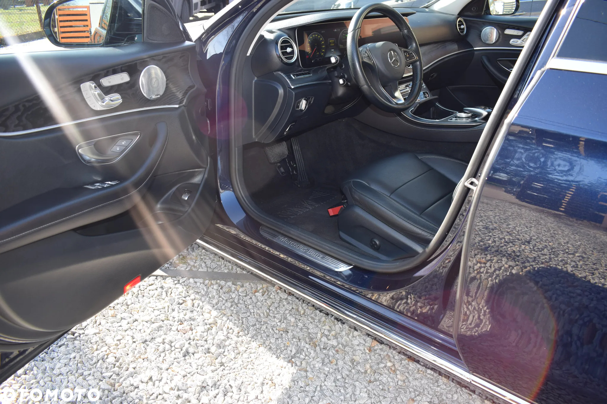 Mercedes-Benz Klasa E ver-350e-9g--tronic-avantgarde - 8