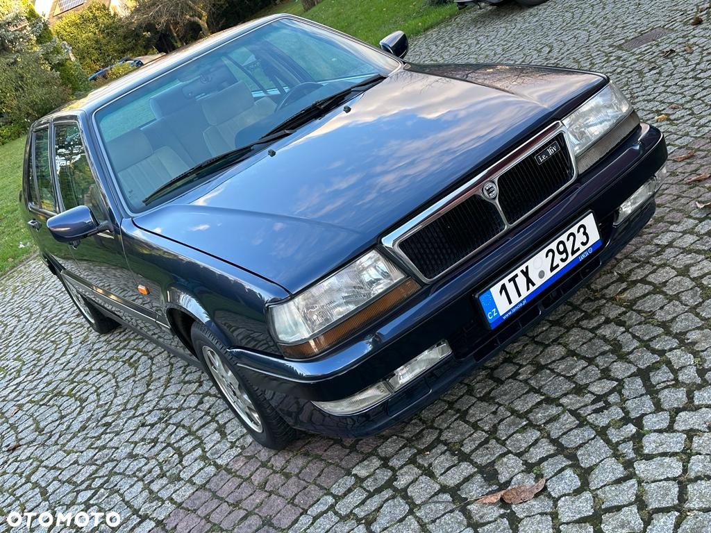 Lancia Thema 2.0 i.e 16V LE - 19