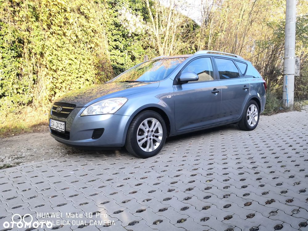 Kia Ceed 1.6 CVVT LX - 1