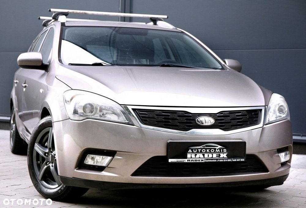 Kia Ceed - 17