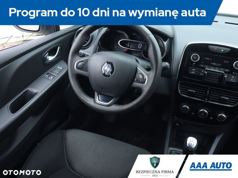 Renault Clio - 9