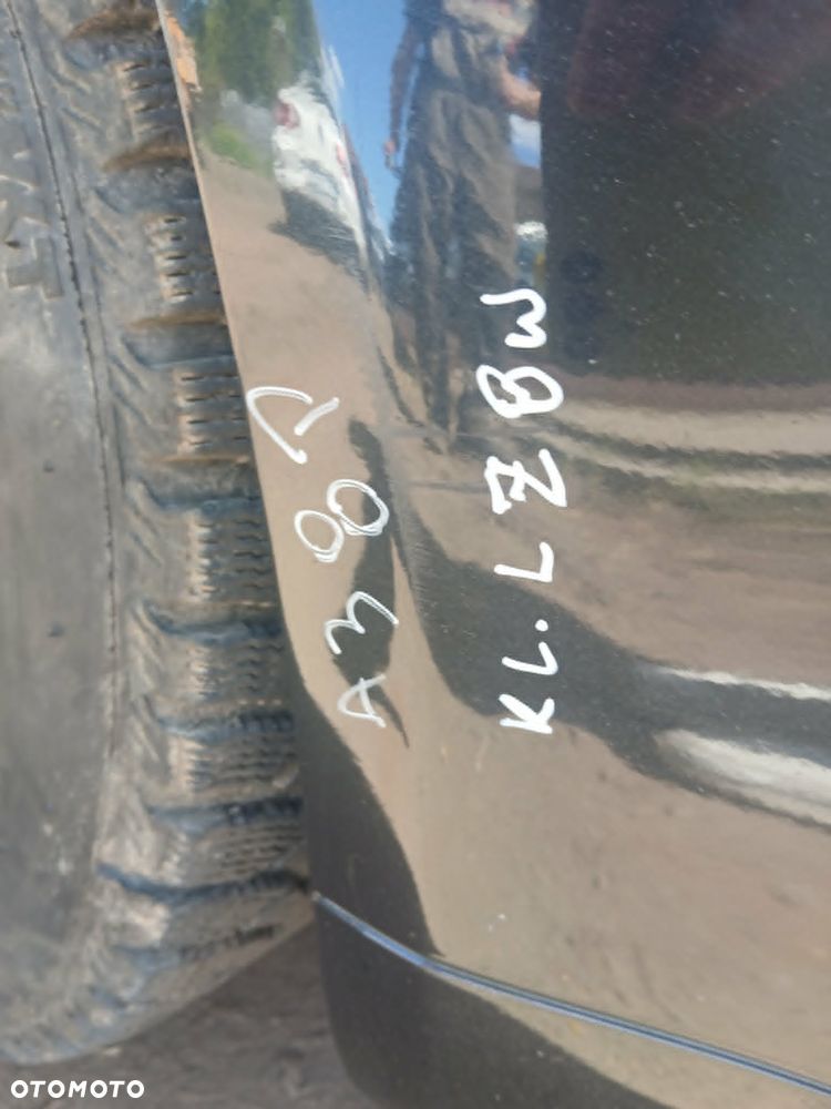 Audi A3 8P zderzak przedni kod lakieru LŻ8W - 5