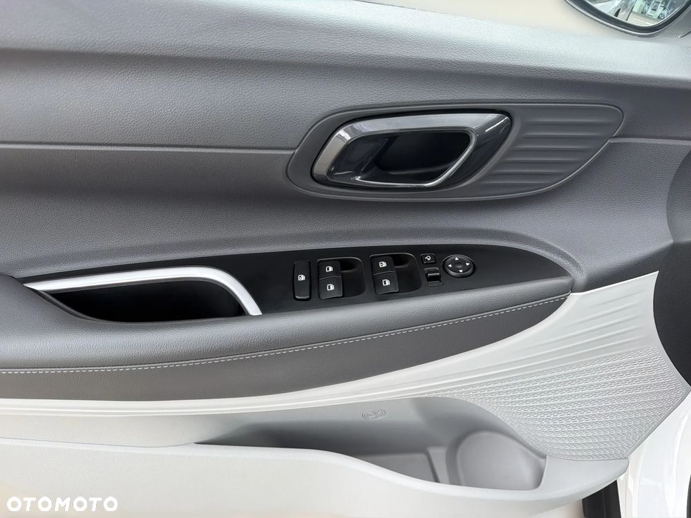 Hyundai Bayon 1.0 T-GDI Executive - 10
