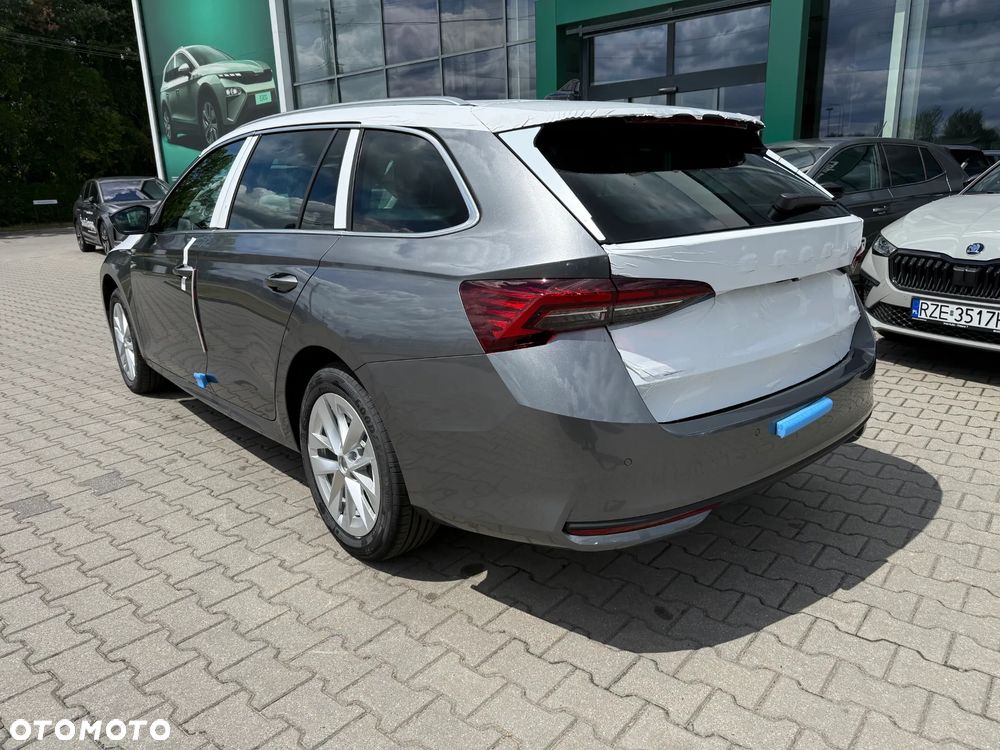 Skoda Octavia 1.5 TSI mHEV Drive Selection DSG - 6