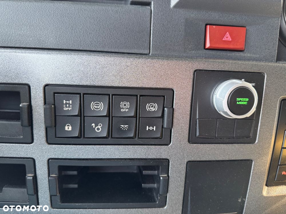 Renault T480 Gama T - 14