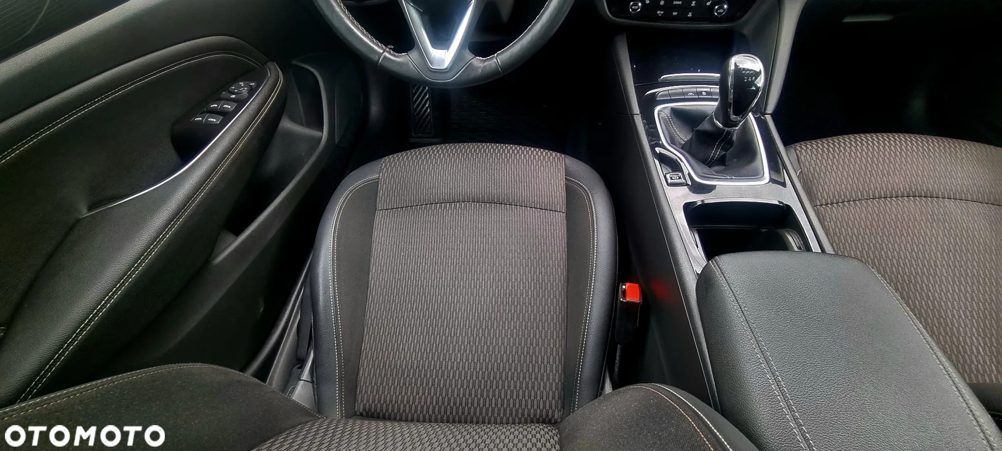 Opel Insignia 2.0 CDTI Exclusive S&S - 34