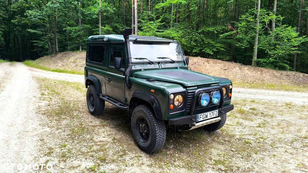 Land Rover Defender 90 Style - 1
