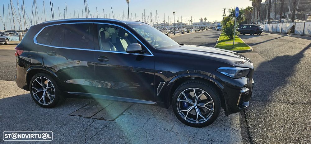 BMW X5 M50i - 19