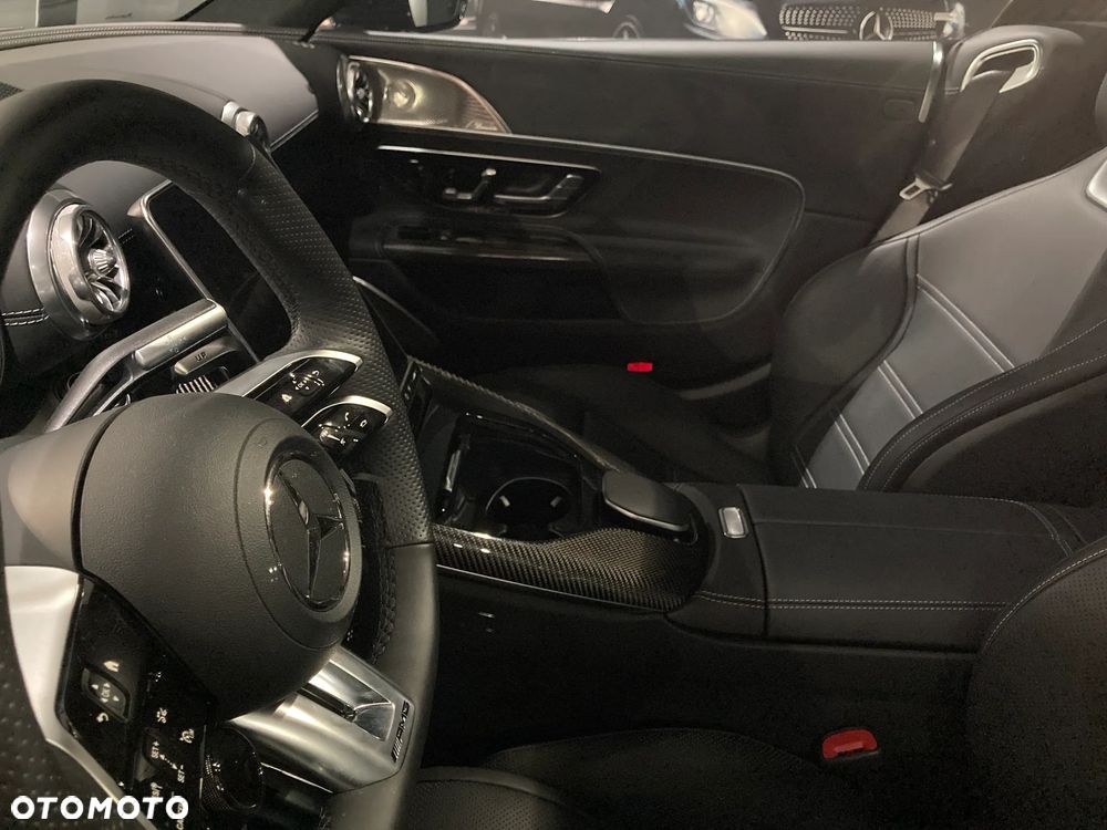 Mercedes-Benz AMG GT - 16
