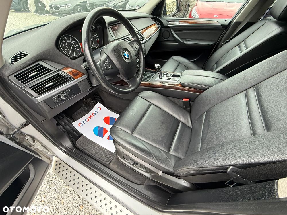 BMW X5 xDrive35i Edition Exclusive - 22