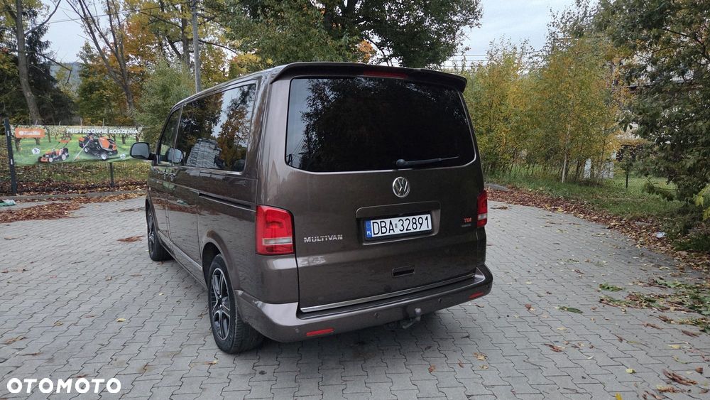 Volkswagen Multivan 2010 photo 3