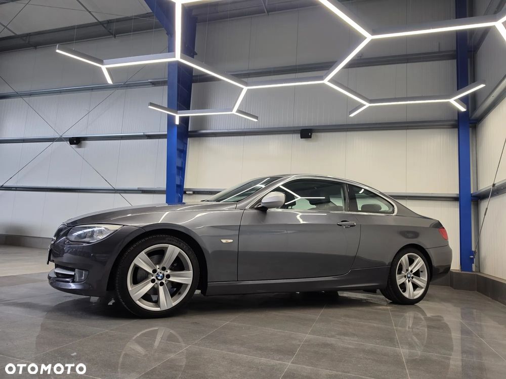 BMW Seria 3 320d Edition Exclusive - 3