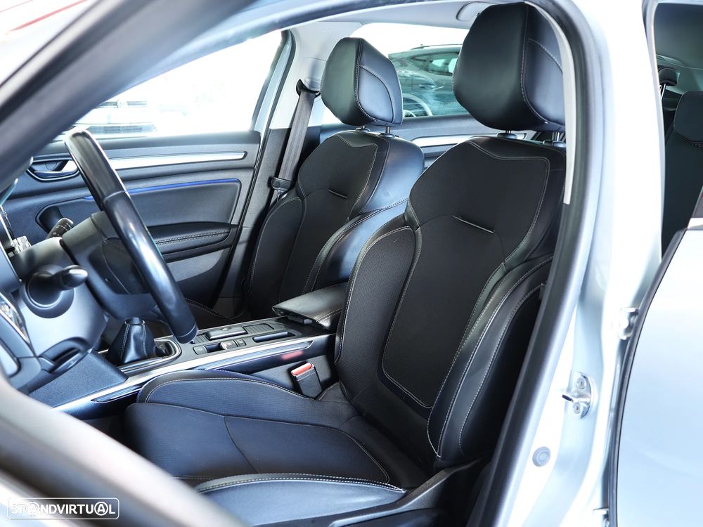 Renault Mégane Sport Tourer 1.5 Blue dCi Techno - 22