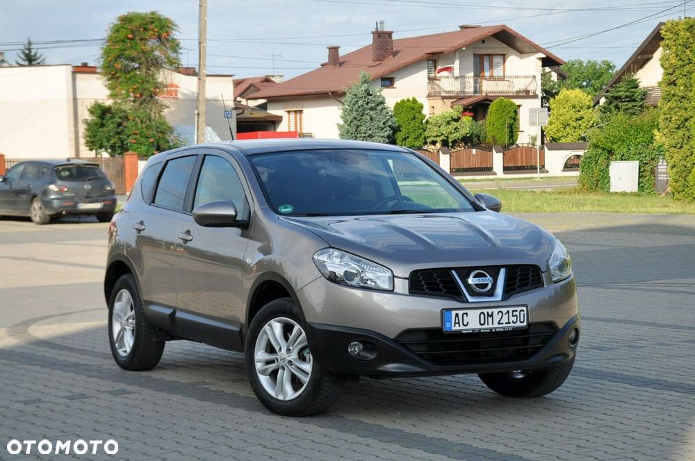 Nissan Qashqai - 2