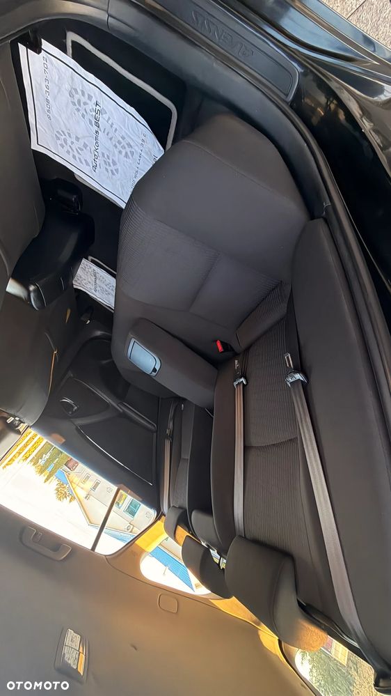 Toyota Avensis 2.0 Multidrive S Executive - 3