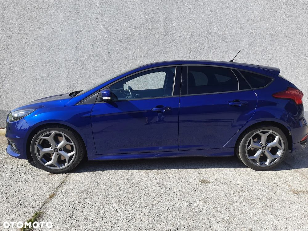 Ford Focus ST - 3