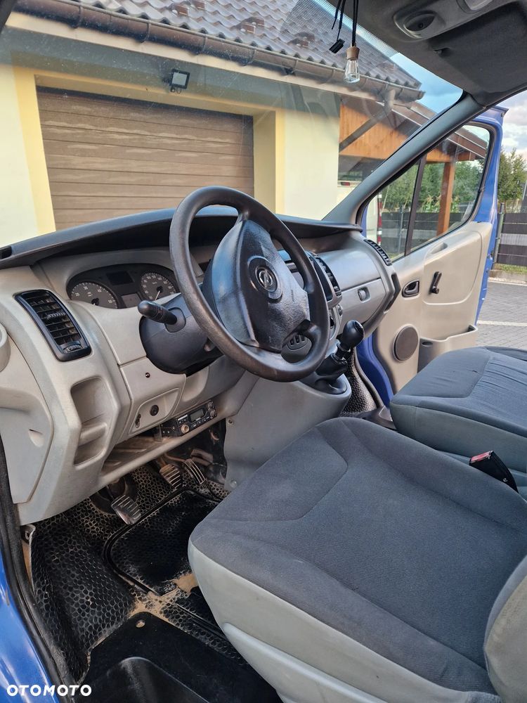 Opel VIVARO - 14