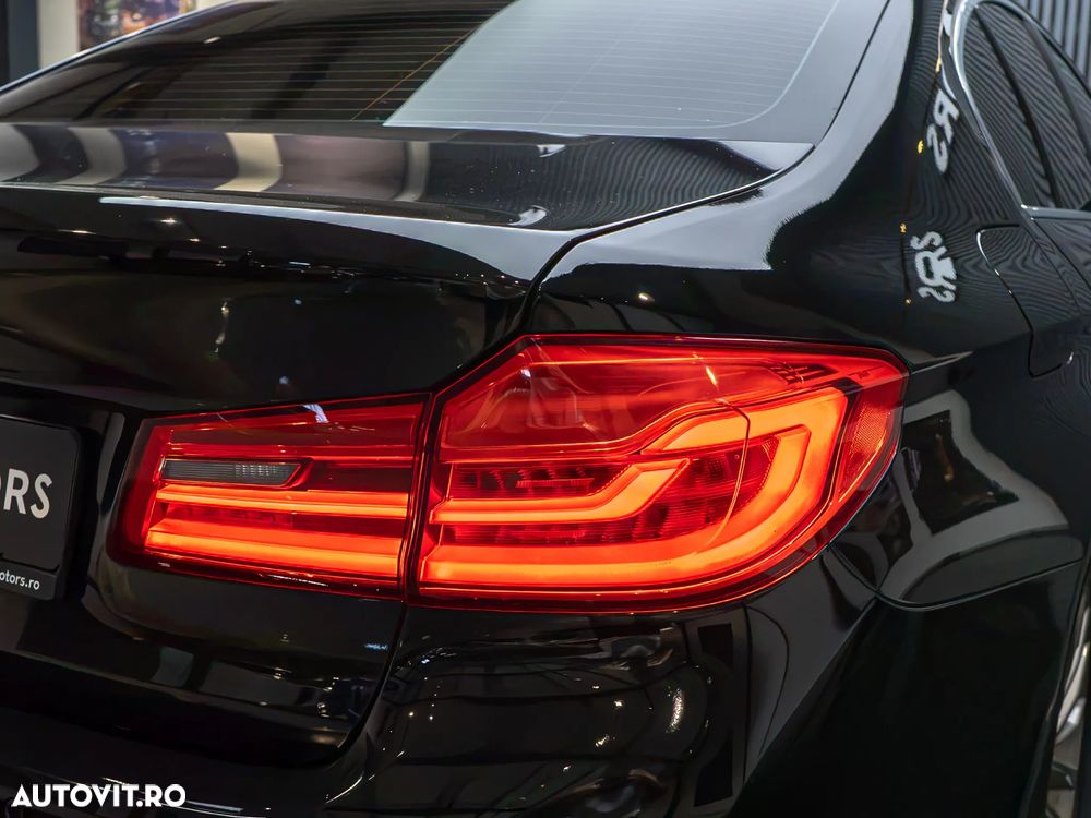 BMW Seria 5 530d xDrive Aut. Luxury Line - 32