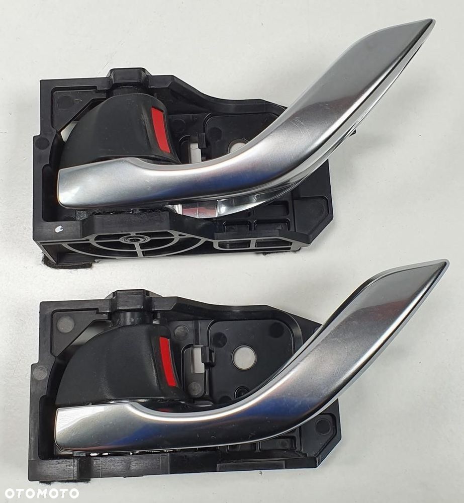 KLAMKA DRZWI LEWA WEWNĘTRZNA MAZDA 3 BM T8315 - 2