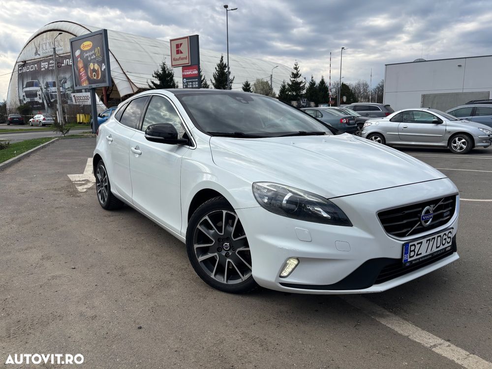 Volvo V40 D4 VEA R-Design - 5