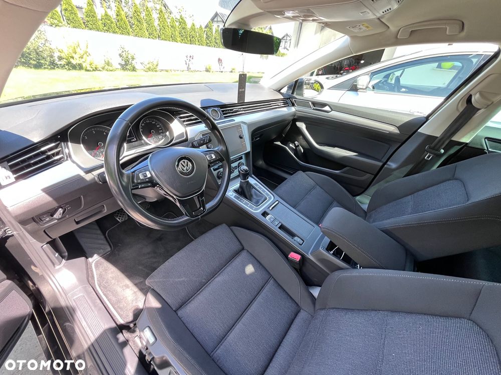 Volkswagen Passat 2.0 TDI BMT Comfortline - 18