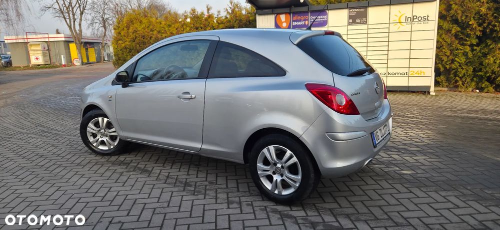 Opel Corsa 1.2 16V Enjoy - 9