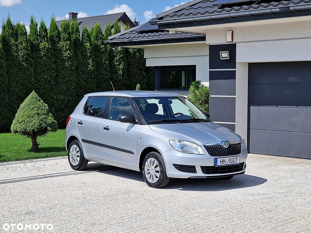 Skoda Fabia 1.2 HTP Cool Colour Edition - 2