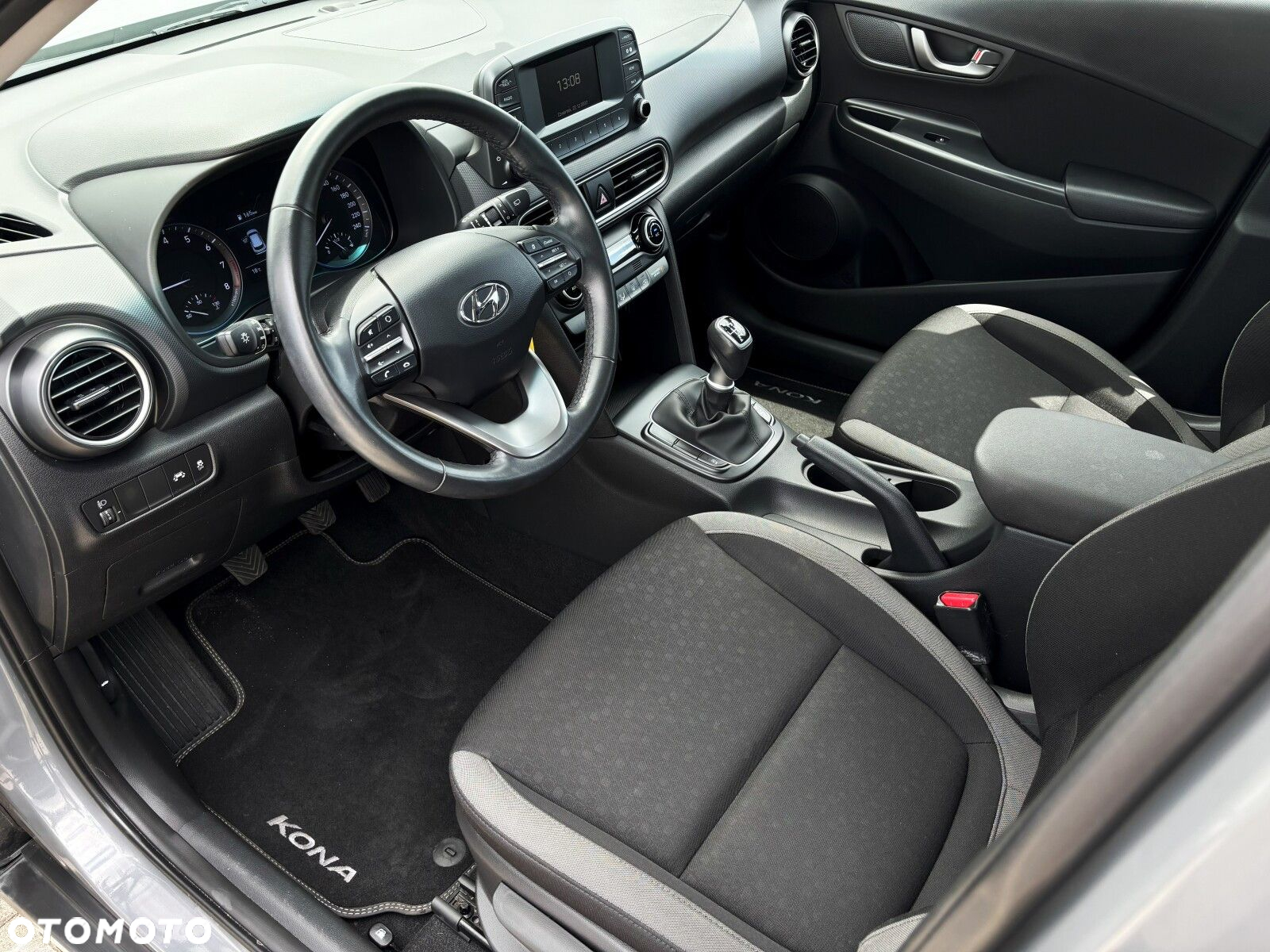 Hyundai Kona - 8