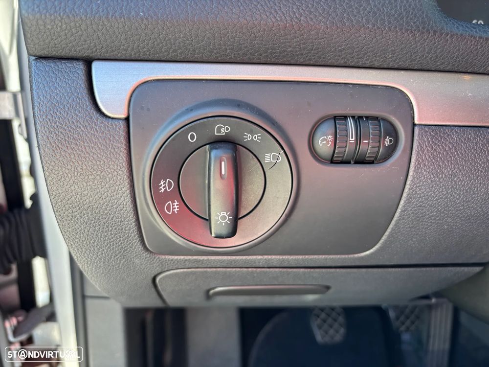 VW Golf 1.9 TDi 6V Confortline - 28