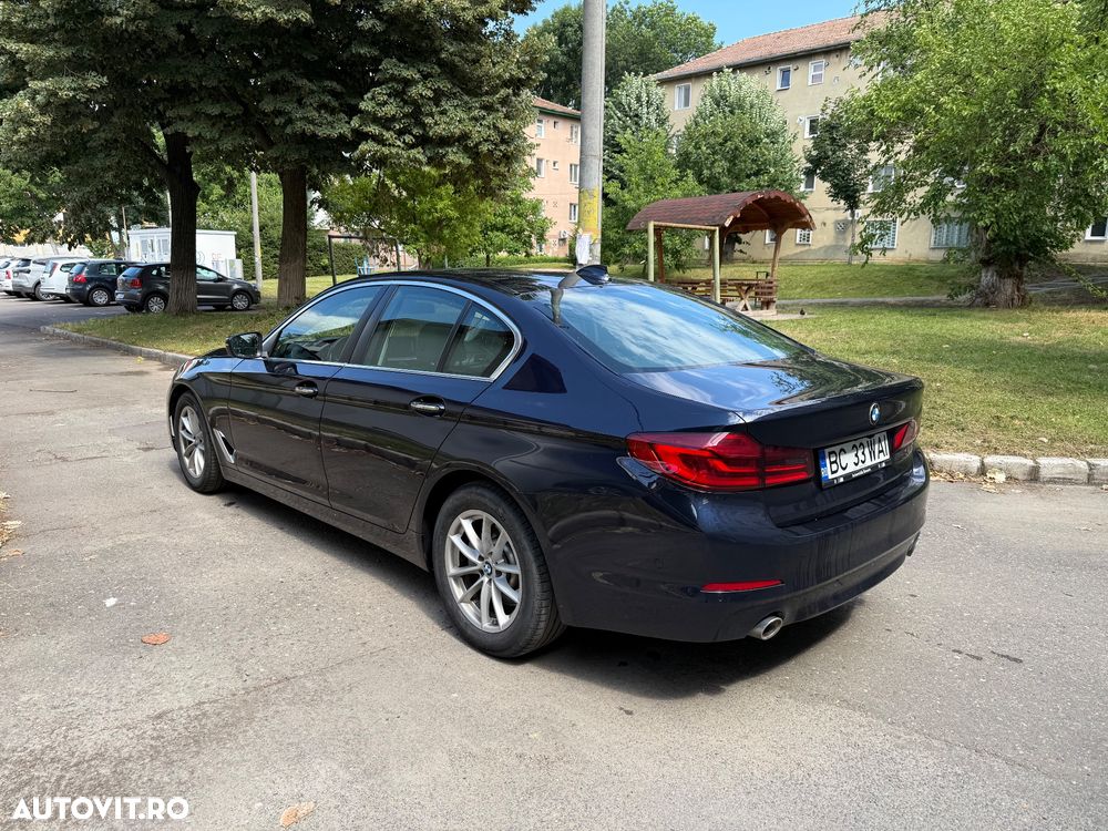 BMW Seria 5 520d xDrive AT - 1