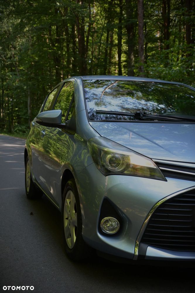 Toyota Yaris 1.33 Premium - 4