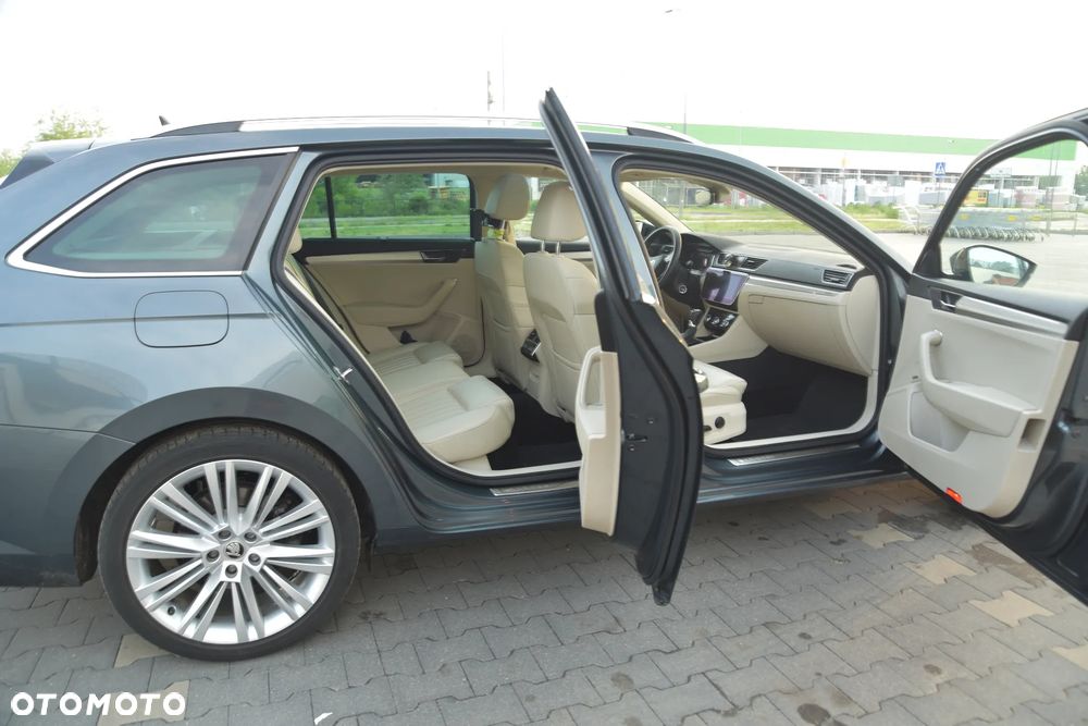 Skoda Superb 2.0 TDI SCR 4x4 L&K DSG - 17