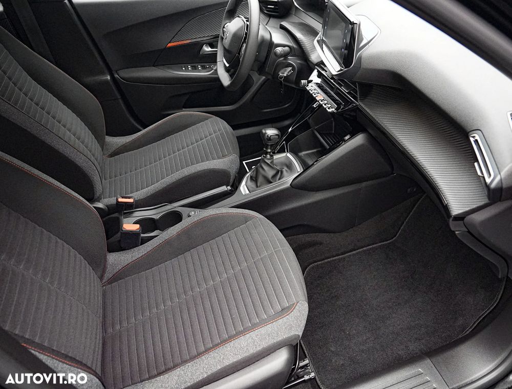 Peugeot 2008 1.2L PureTech 100 S&S BVM6 Allure - 13