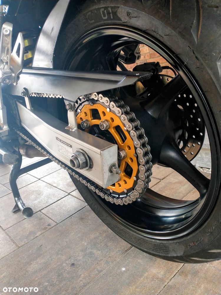Yamaha FZ6 - 7