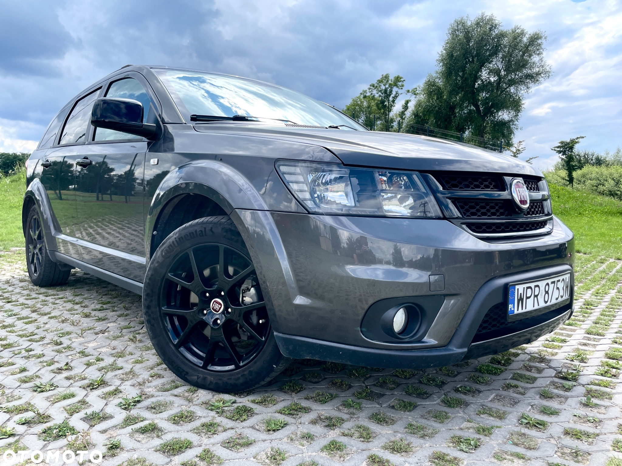 Fiat Freemont 2.0 Multijet Black Code AWD - 4