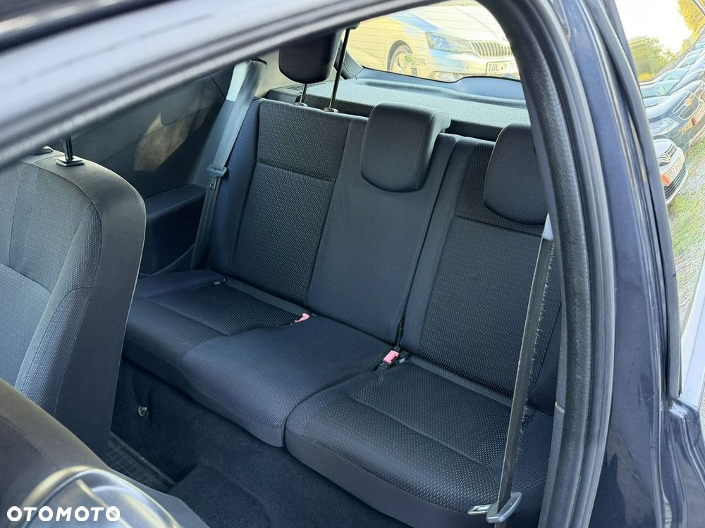 Renault Clio - 11
