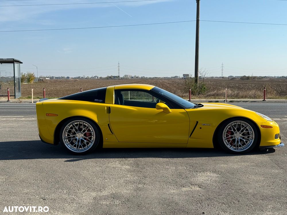 Chevrolet Corvette - 5