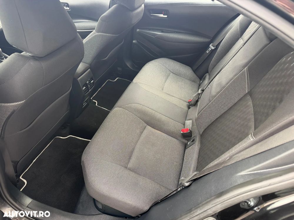 Toyota Corolla 1.8 HSD Dynamic - 14