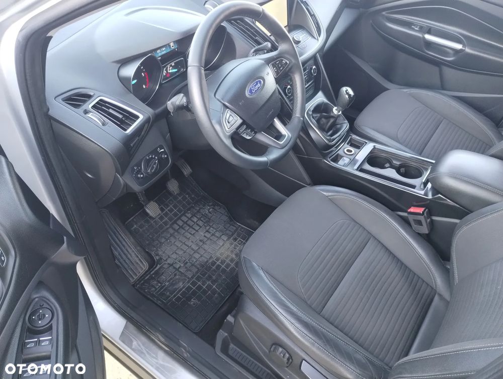 Ford Kuga 2.0 TDCi 4x4 Vignale - 9