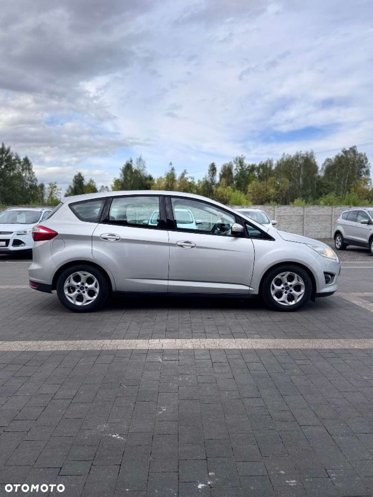 Ford C-MAX - 11
