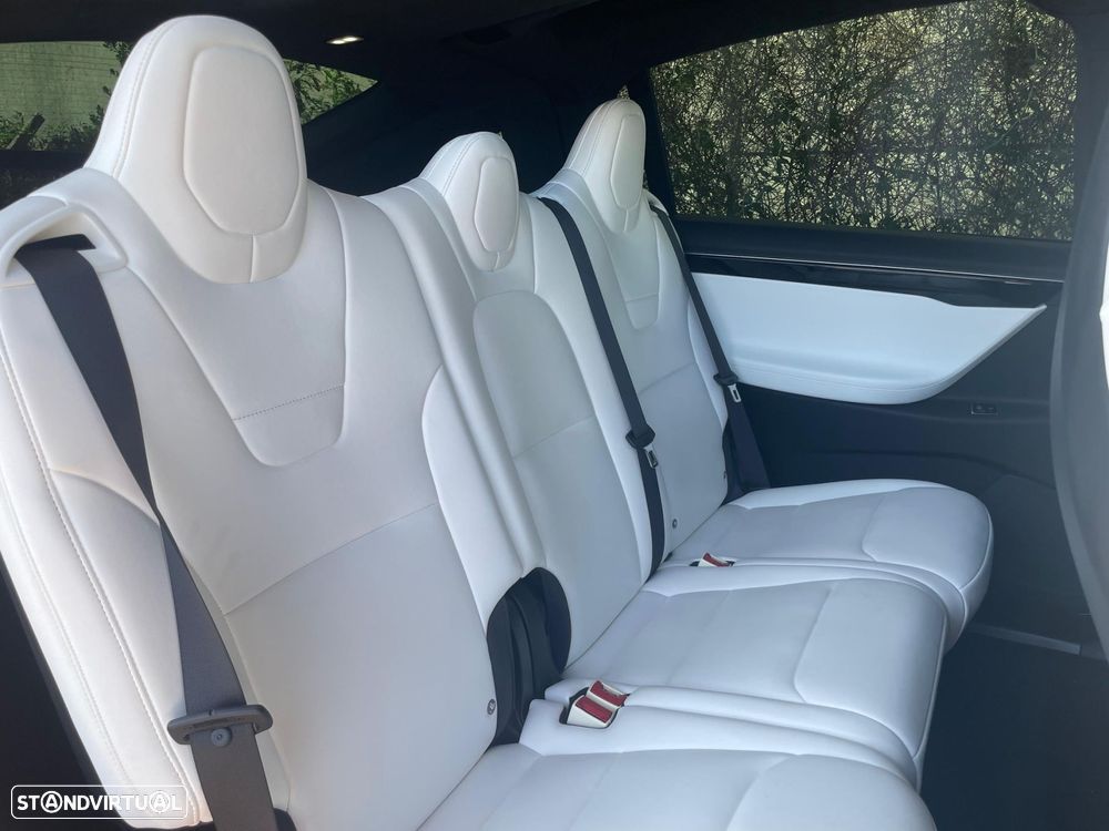 Tesla Model X 100D - 9