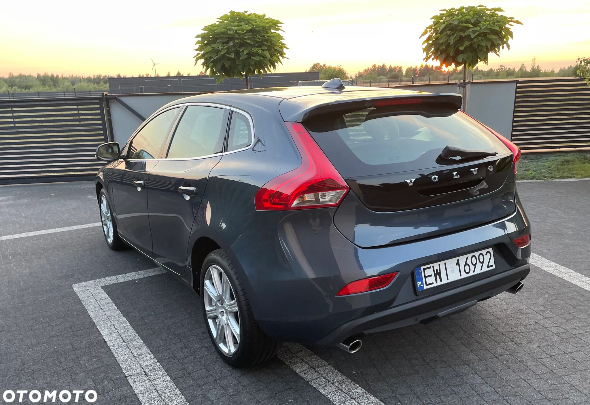 Volvo V40 T3 Geartronic Inscription - 4