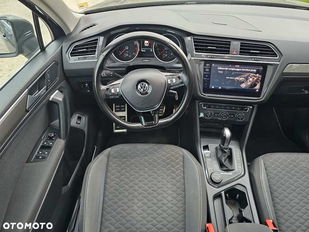Volkswagen Tiguan - 14