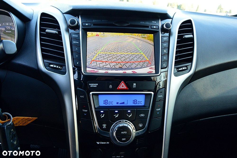 Hyundai i30 1.6 CRDi BlueDrive Comfort - 31