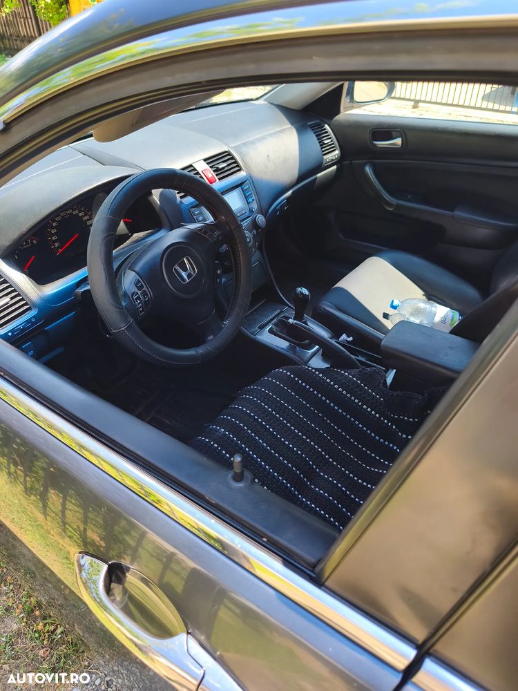 Honda Accord 2.0i Special Edition - 7
