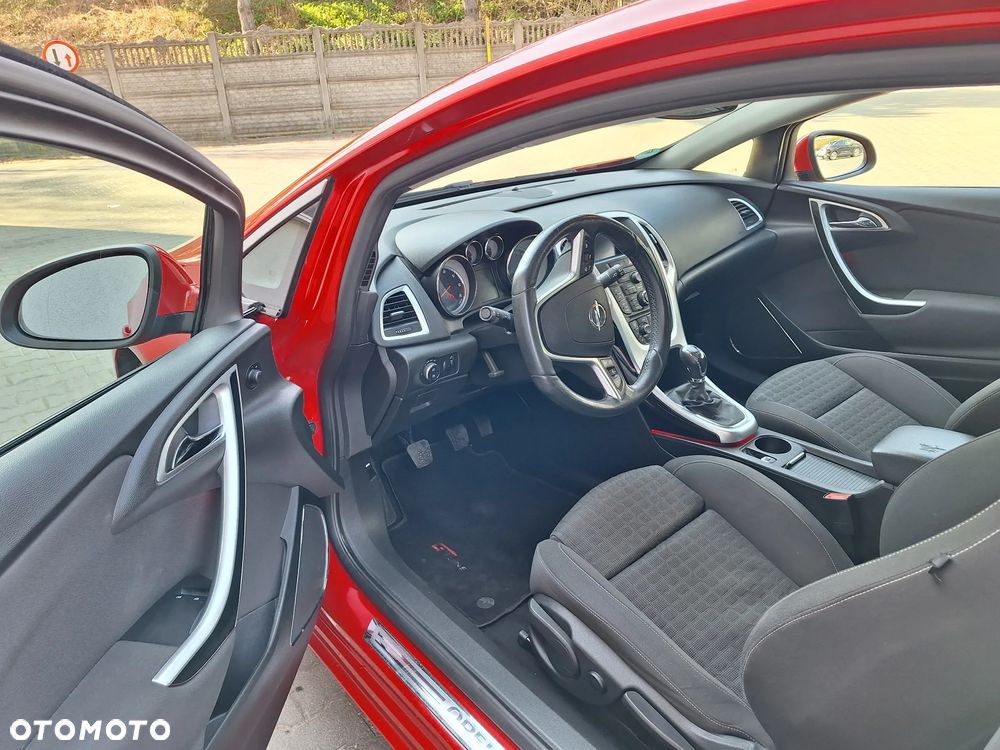 Opel Astra 2.0 CDTI ecoFLEX Start/Stop - 17