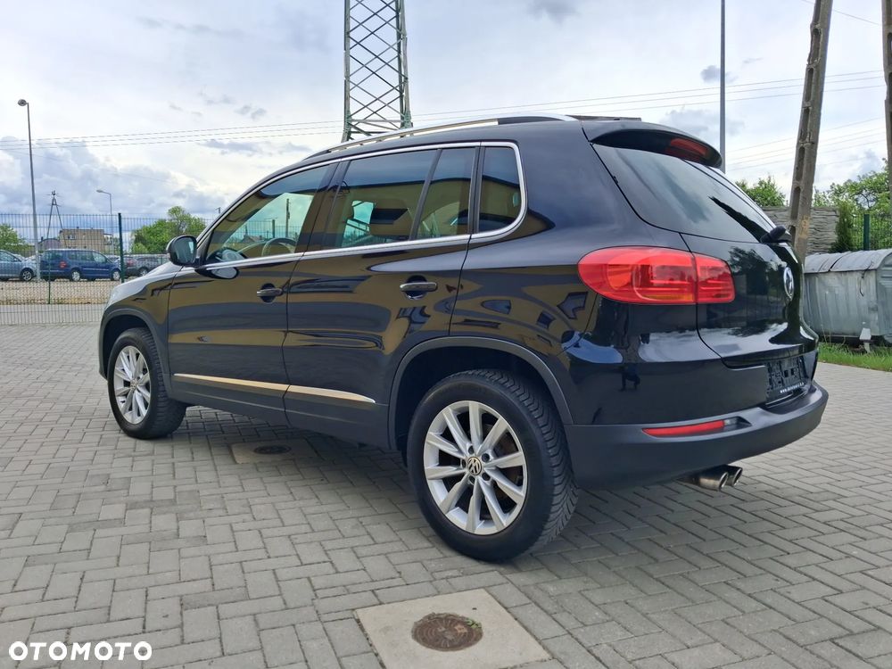 Volkswagen Tiguan 2.0 TDI DPF 4Motion BlueMotion Technology Exclusive - 6