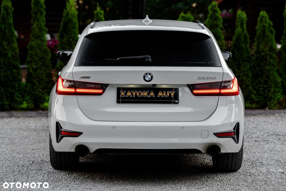 BMW Seria 3 330d xDrive M Sport - 9
