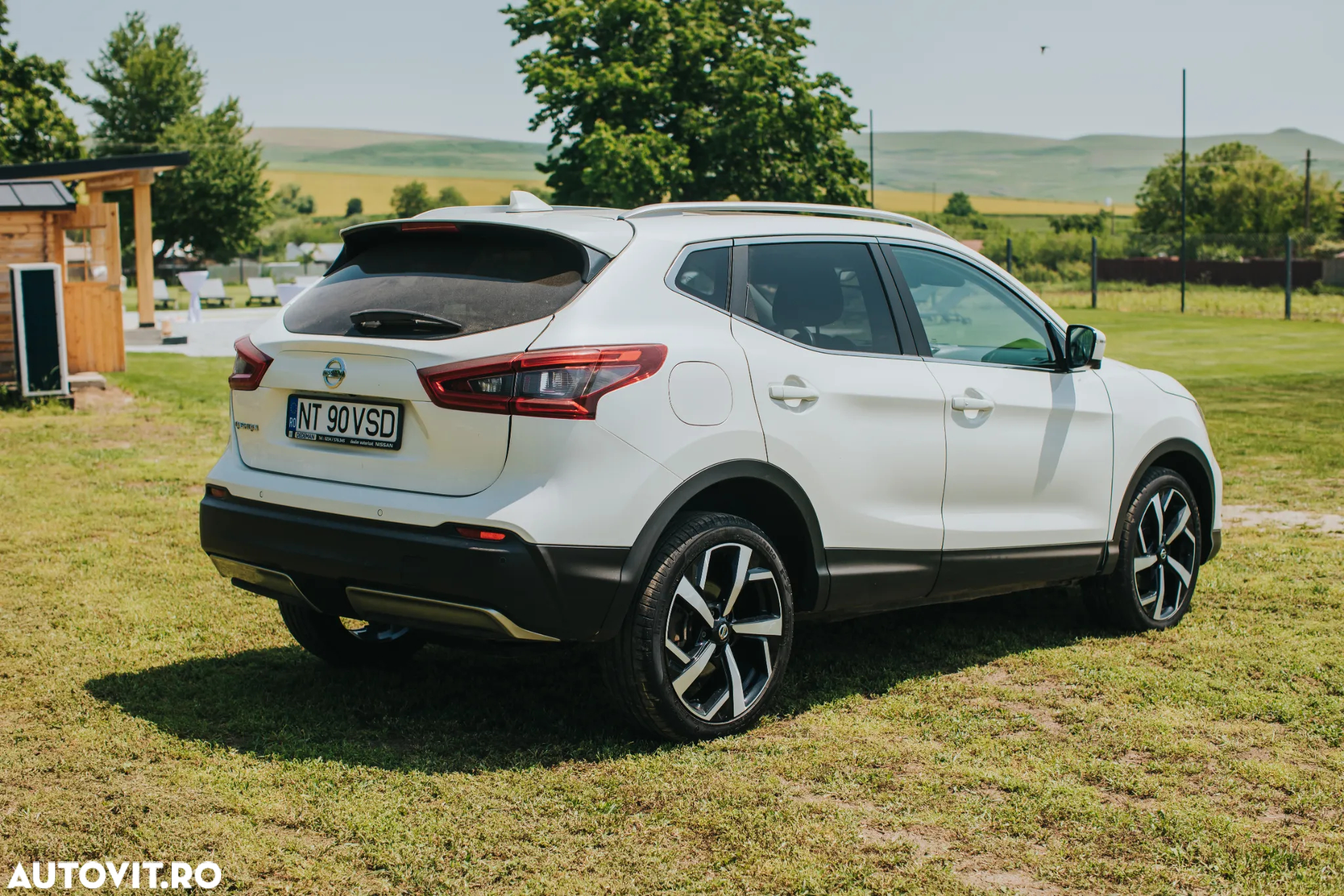 Nissan Qashqai 1.7D 150CP ALL MODE 4X4-I Tekna - 6